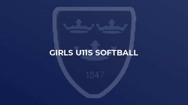 Girls u11s softball